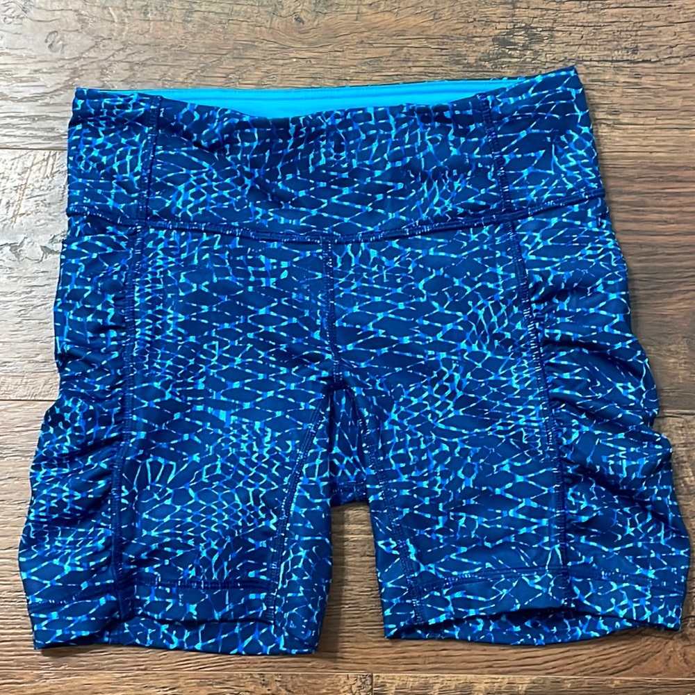 Lululemon biker shorts